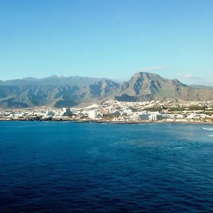 new-apartment-near-the-beach-in-playa-paraiso.in-canary-islands.com/