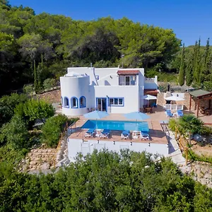  Villa Charming With Pool, Toni Mateu. Spanje