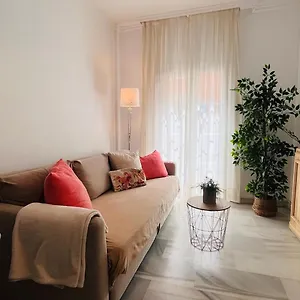 Homely Atarazanas Appartement